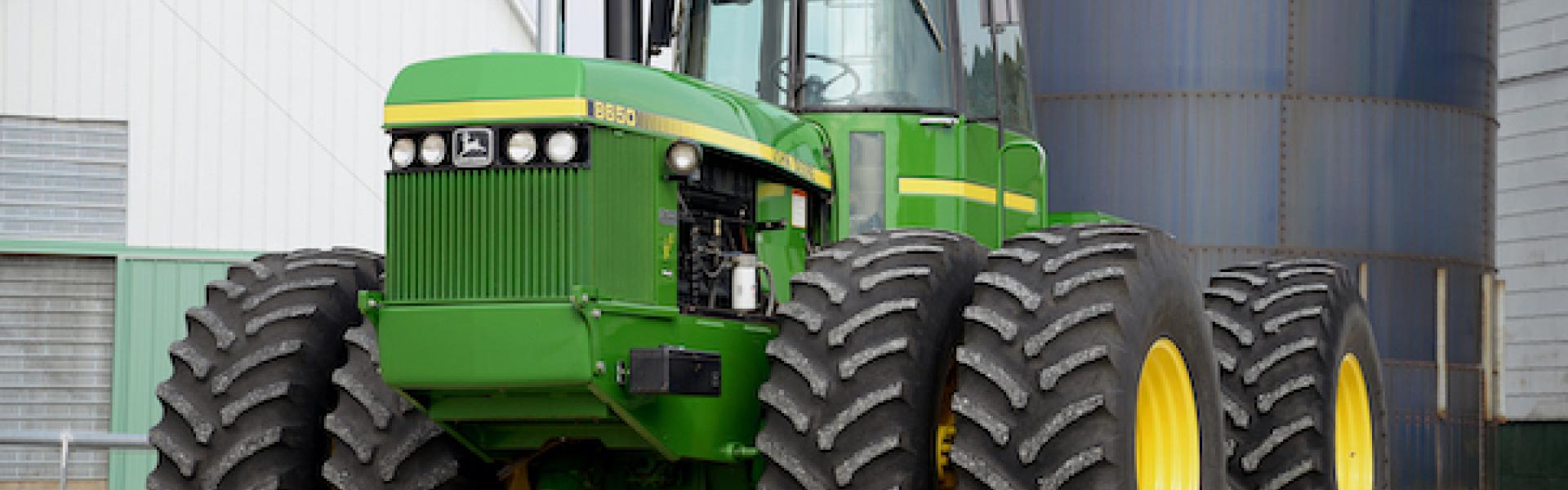 Media Name: 6-26_johndeere8650kinze-b.jpg